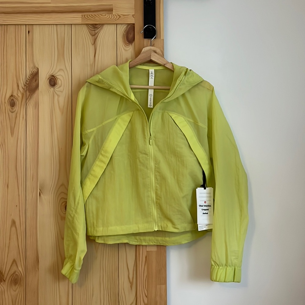 Lululemon Clear Intention Cropped Jacket NWT size 8